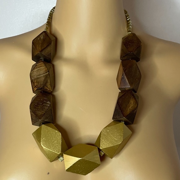 Vintage geometric brown wood and gold large abstract necklace earrings! - Picture 11 of 11